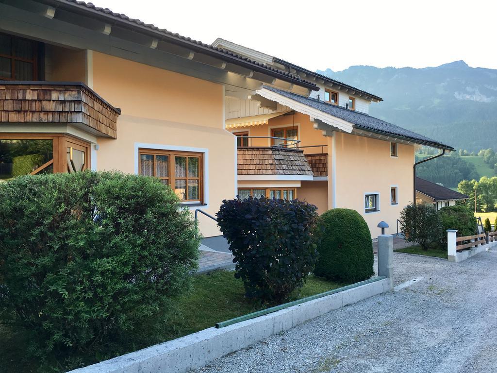 Golf & Skipension Krug Haus im Ennstal Exterior foto